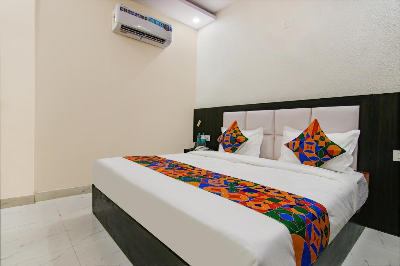 Fabhotel Palm Plaza Zirakpur المظهر الخارجي الصورة