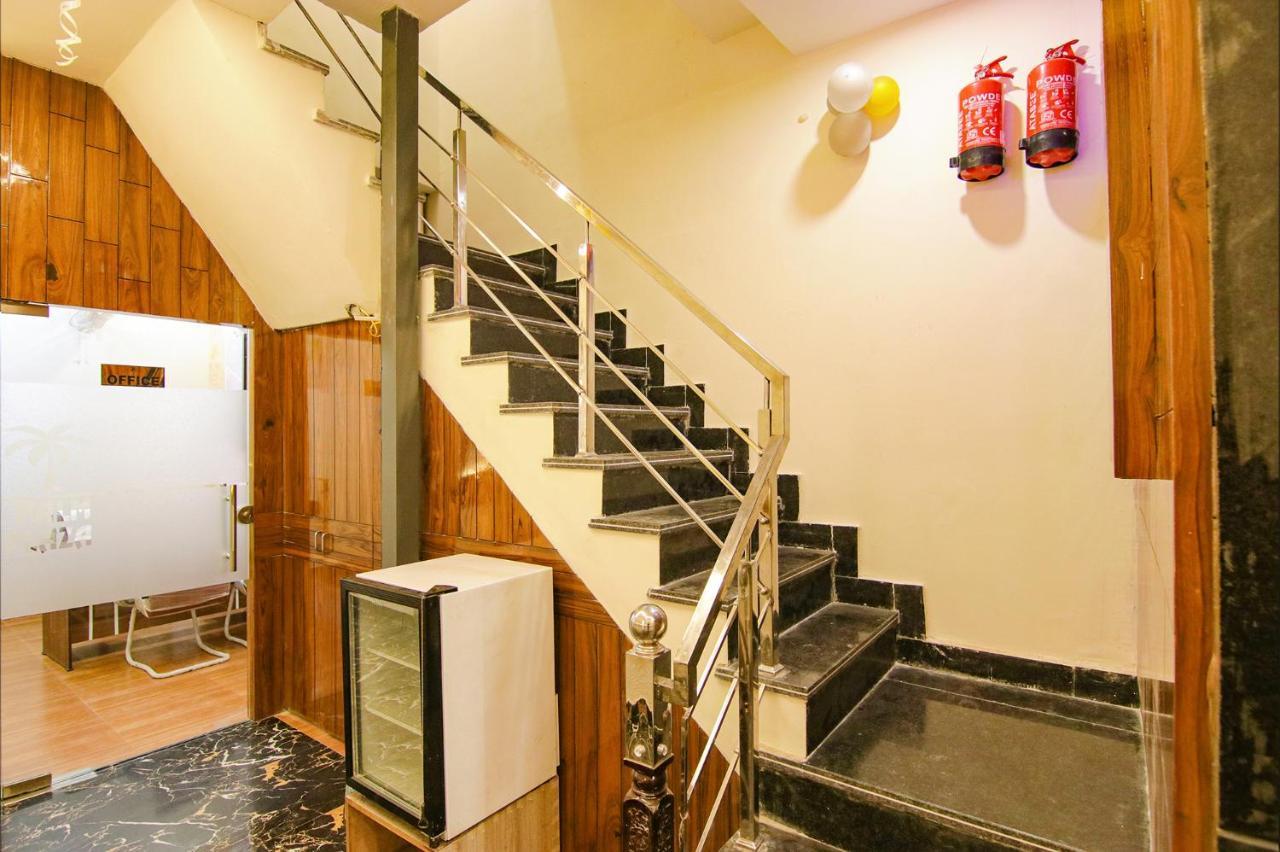 Fabhotel Palm Plaza Zirakpur المظهر الخارجي الصورة