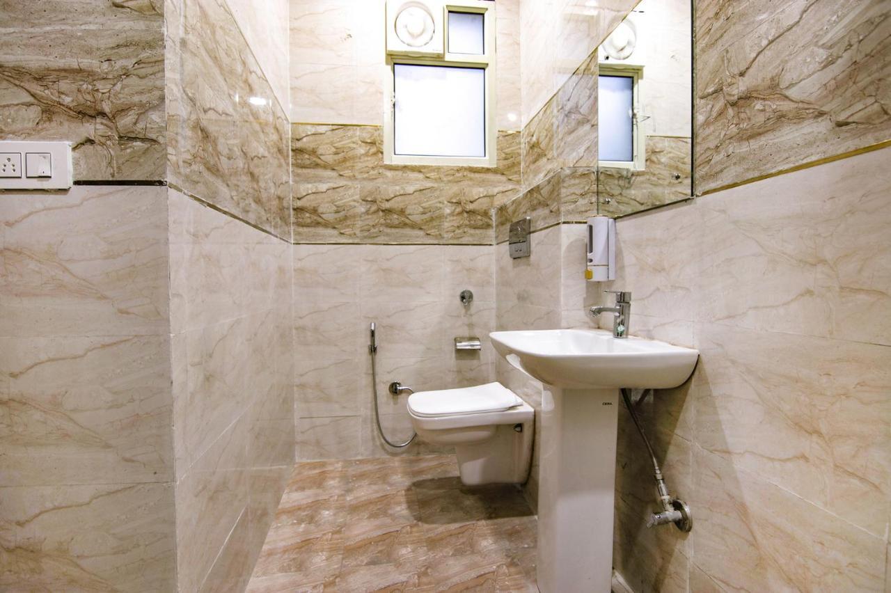 Fabhotel Palm Plaza Zirakpur المظهر الخارجي الصورة